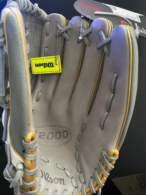 Wilson 12.5'' V125 A2000 Pro Stock Fastpitch Glove LHT (Left Hand Throw)2