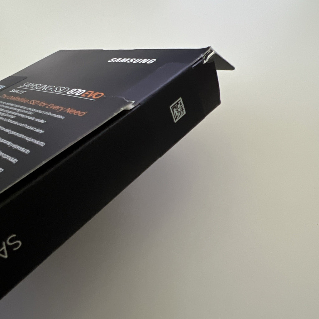 Samsung 870 EVO 2TB 2.5" SATA III Internal SSD (MZ-77E2T0B/AM)2
