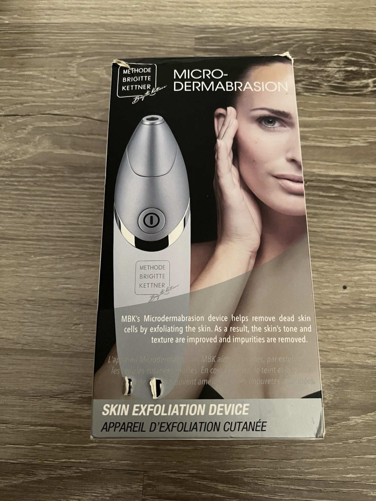 Method Brigitte Kettner Micro Dermabrasion Skin Exfoliation Device MBKMDA190